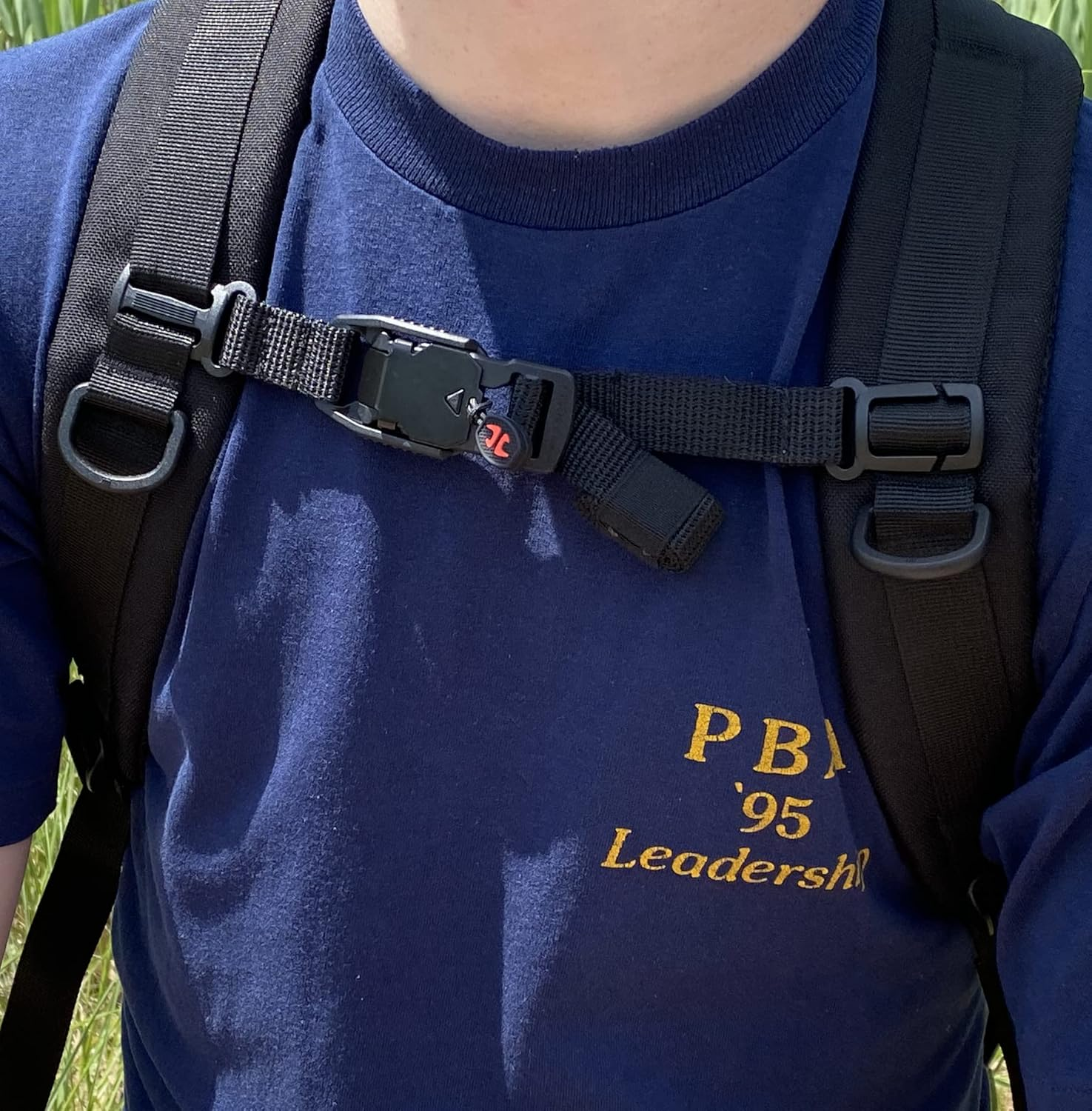 8TIMBER Stern Link with Fidlock Quick Release Magnetic Sternum Strap - Secure Adjustable Durable and Comfortable Perfect for Hiking, Commuting, and Travel - Compatible with Most Backpacks image number 4