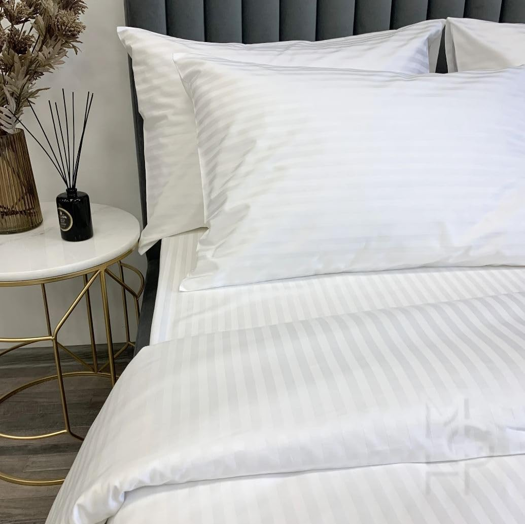 Duvet Cover Set White - Hotel Quality Ultra Soft Luxurious Wrinkle Resistant Satin Stripe Bed Duvets Cover Sets with 2 Pillowcases Super Soft Poly Cotton Blend (Double 180 Cm X 210 Cm) image number 4