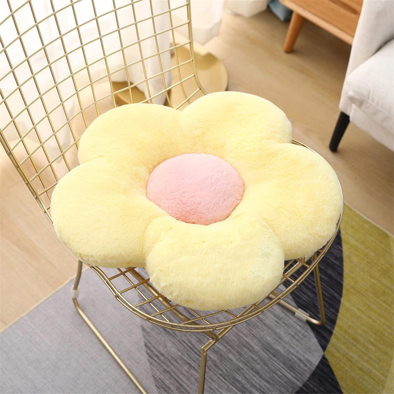 YILANLAN Cute Flower Cushion Plush Floor Pillow Casual Comfortable Pillow Office Living Room Bed Decoration Cushion Simple Room Decoration (40Cm, Yellow) image number 6
