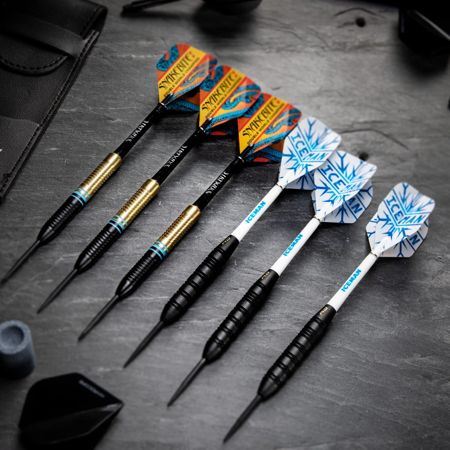 RED DRAGON Peter Wright 'Snakebite' V Gerwyn Price 'Iceman' DWC Brass Darts Set with Flights and Shafts (Stems) image number 2