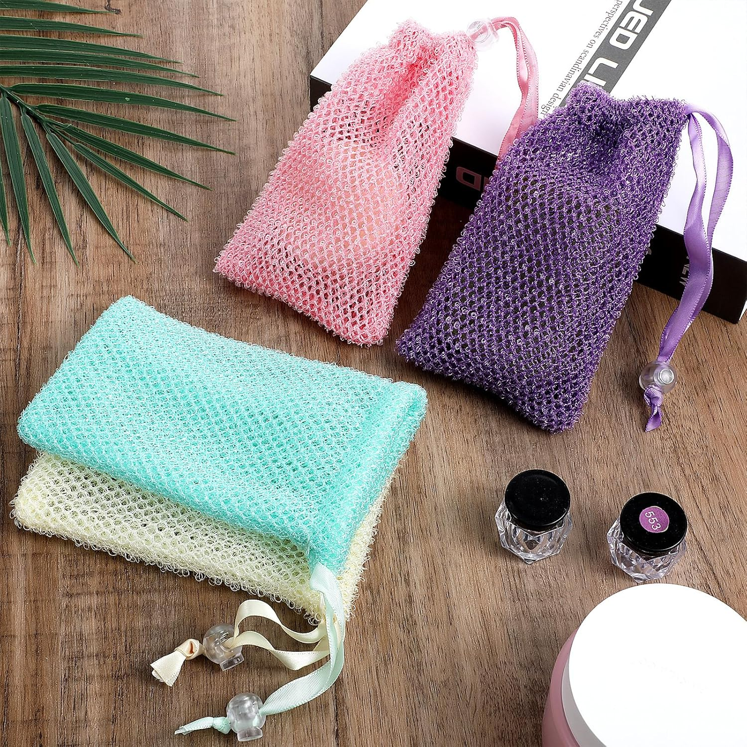 4 Pack Soap Savers for Bar Soap Exfoliating Net Mesh for Shower Holder Mesh Foaming Bag for Bath & Shower (5.5 X 3.5 In, 4 Colors) image number 4