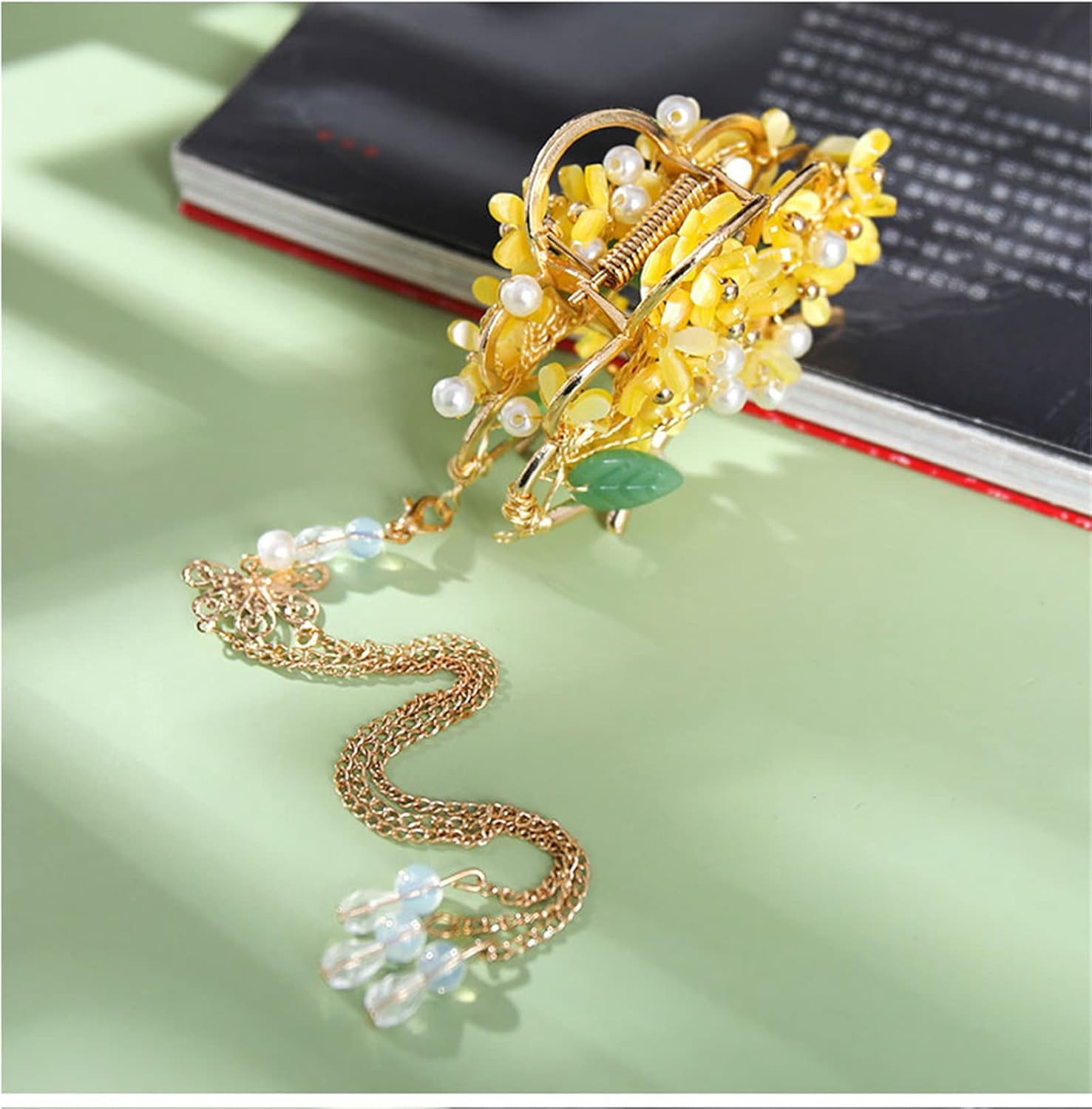 Claw Clips for Women Thick Hair, Hair Accessories, Female Temperament Clip Hair Ornament,Osmanthus
