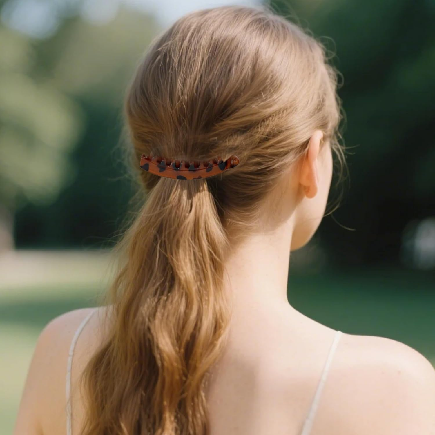 Pack of 2 Banana Hair Clips for Women, Vintage Banana Clip, Non-Slip Banana Clip, High-Quality Banana Clips, Robust Hair Accessories, (Black & Tortoiseshell), Large Clips for Easy Styling image number 4