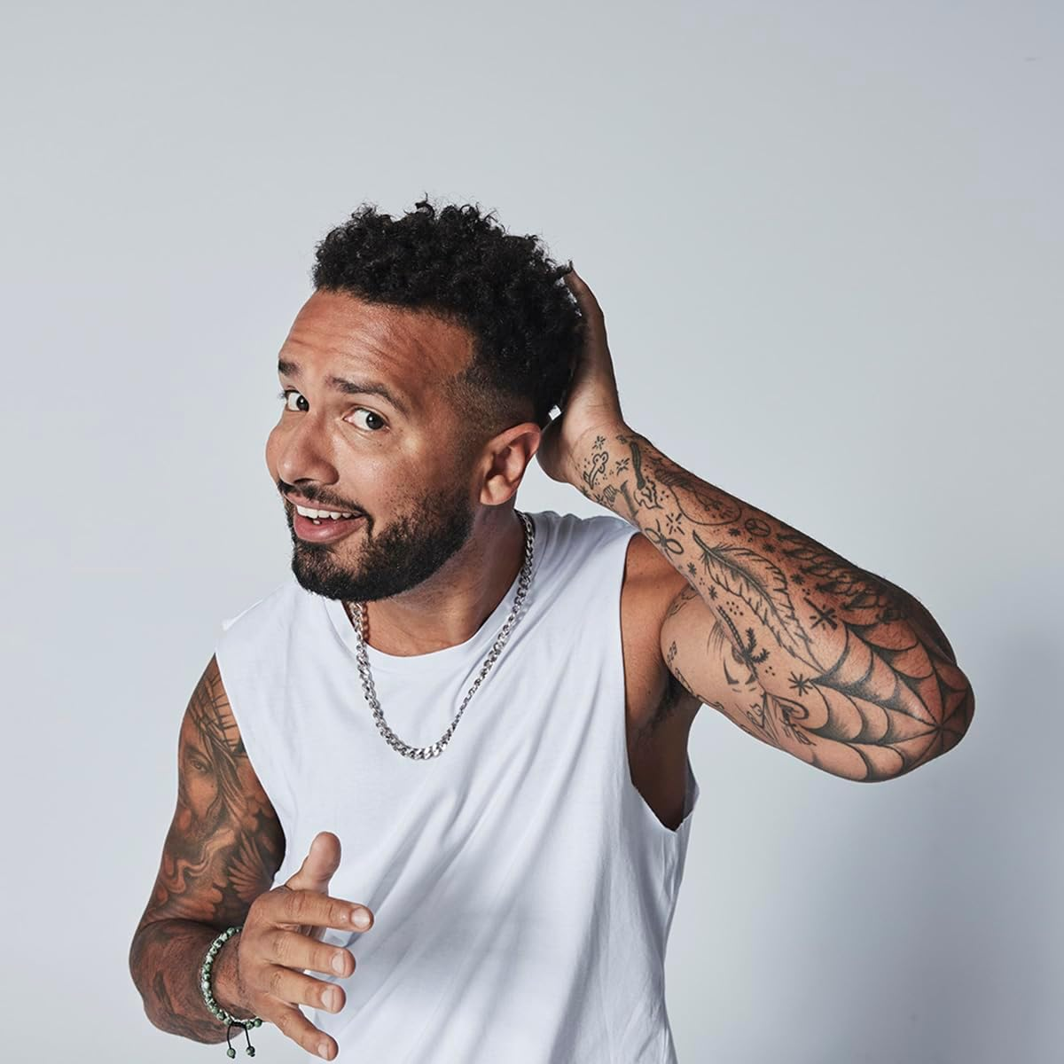 Conairman X6 PRO Cordless Hair Clipper &ndash; Japanese Steel Blades, 50 Cutting Lengths with Taper Control, 6X Power DC Motor, Corded & Cordless Use, Quick Charge, Travel Bag image number 3