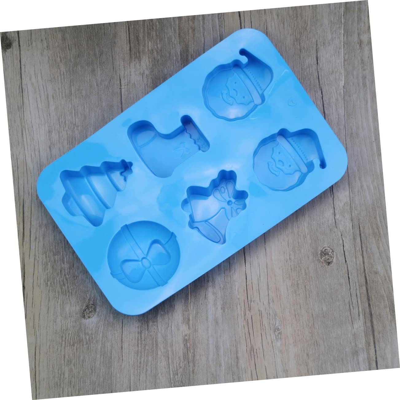 Amosfun 2Pcs Cavity Christmas Theme Silicone Mold DIY Fondant Suger Cookie Mould Cake Decoration Kitchen Baking Tool for Christmas Crafts and Cookies Random Color image number 2