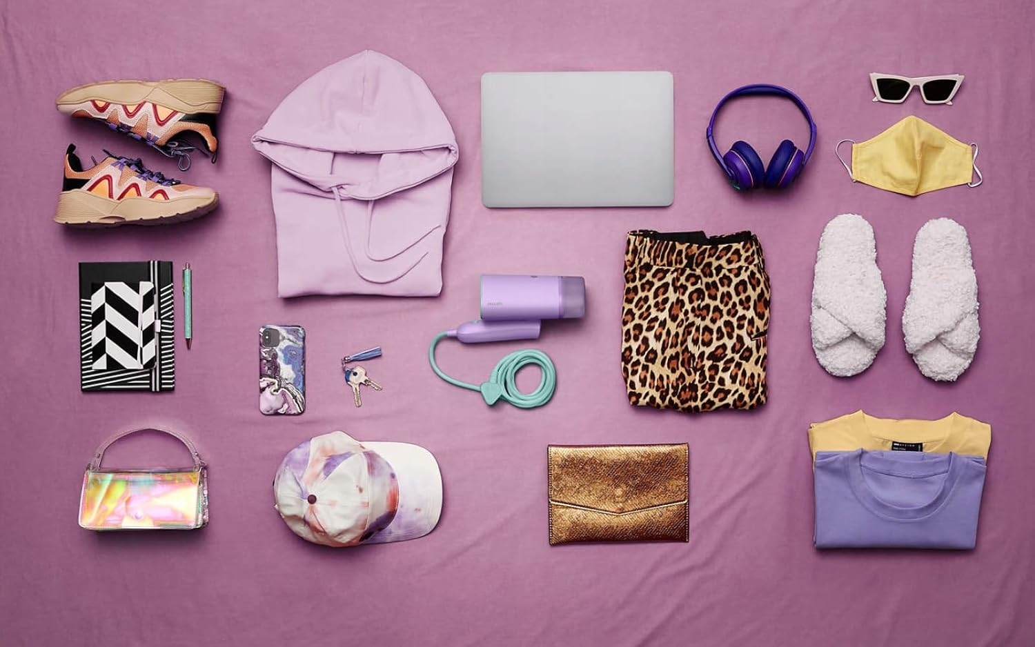 Philips 3000 Series Hand Steamer - 1000W, 20G/Min Steam, Removable 100Ml Water Tank, Plastic Plate, Storage Pouch Included, 630G Light Weight, Purple (STH3010/30) image number 1