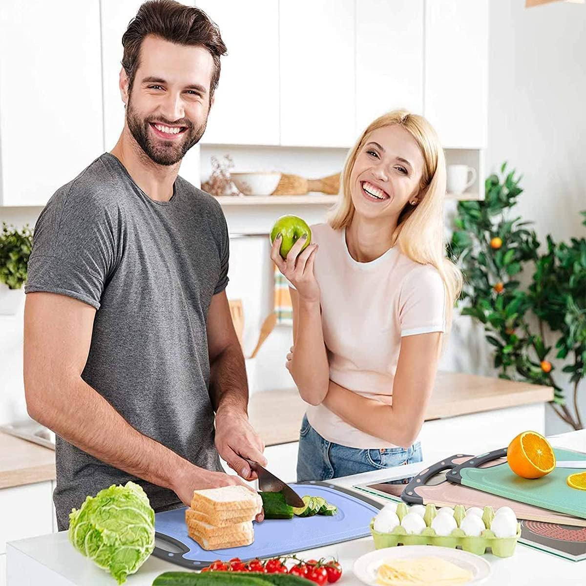 BLAZDEVE Chopping Board Set, 3Pcs BPA Free Kitchen Thick Plastic Cutting Boards with Non-Slip Feet and Deep Drip Juice Groove, Hanging Hole, Large Chopping Boards for Fruits, Vegetables, Meats image number 5