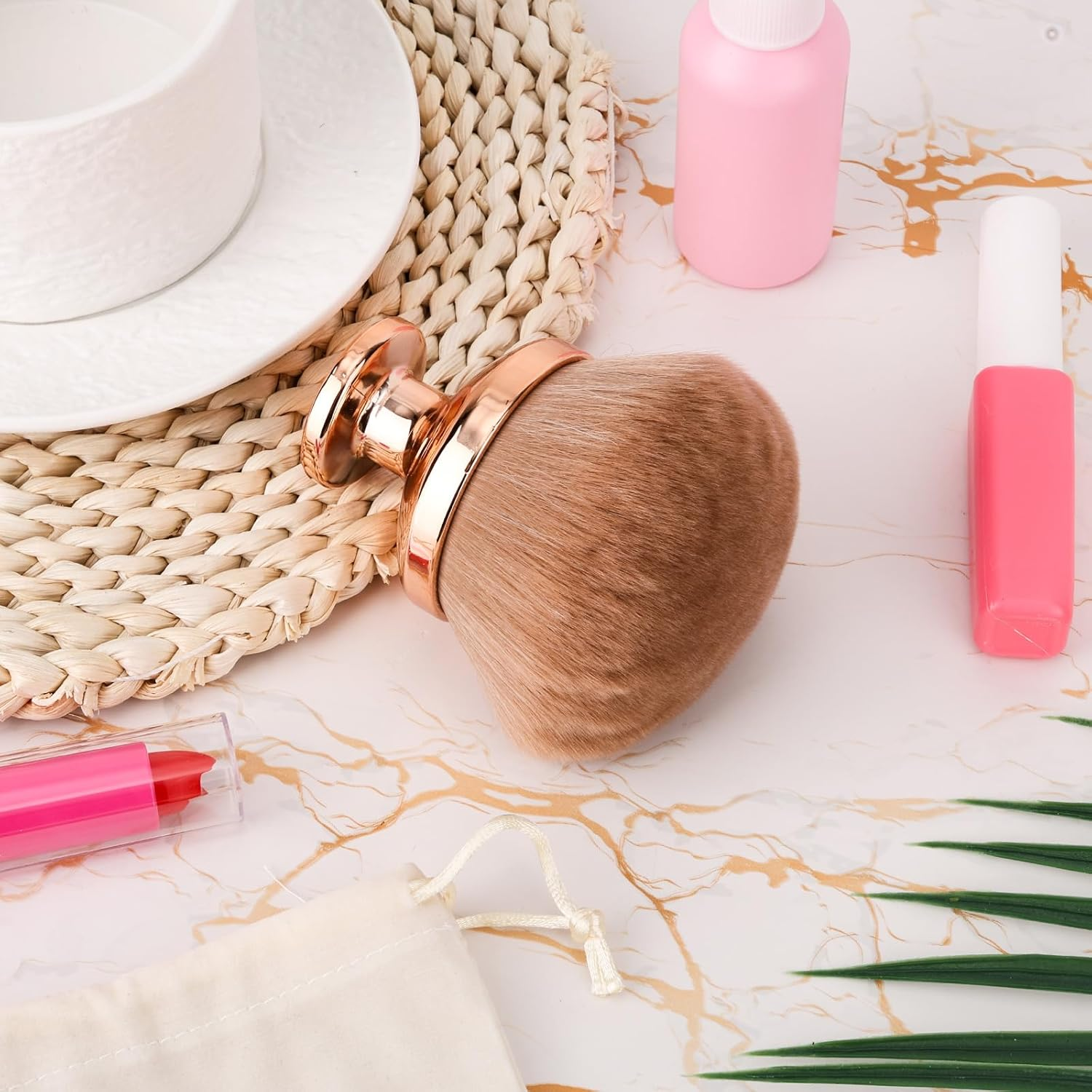 Extra Large Body Makeup Brush for Self Tanner, 3.54 Inch Wide-Headed Oval Brush Bronzers Blend Self Tanning Applicator with Drawstring Bag for Face Neck Back Legs Wet & Dry Use (Gold) image number 4