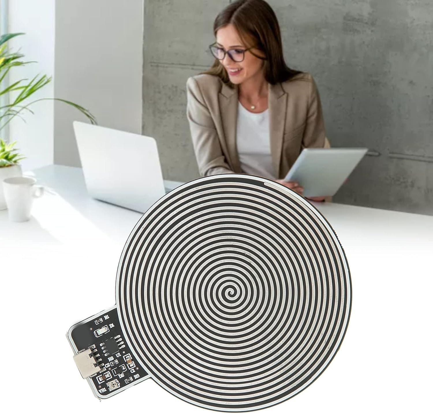 Ejoyous 7.83Hzschumann Wave Pulse Generator, Type-C Interface High-Stability Pulse Chip Aids, for Physical & Mental Relaxation/Stress Relief/Insomnia Improvement image number 3