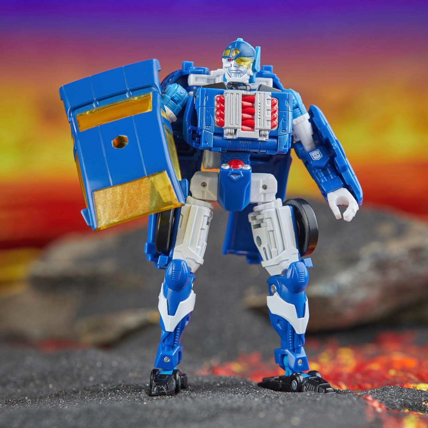 Transformers Legacy United Deluxe Class Robots in Disguise 2001 Universe Autobot Side Burn, 5.5-Inch Converting Action Figure, 8+ image number 5