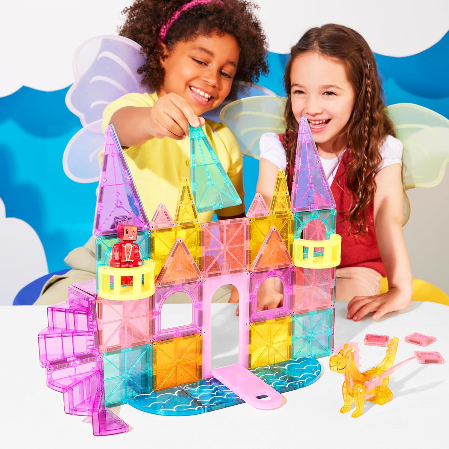 MAGNA-TILES - Castle DLX + Micromags - 48 Piece Set