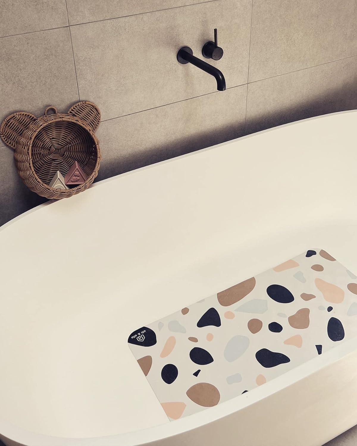 Elli & Ella Bath Mat for Kids - Non-Slip Suction Cups, Natural Rubber - Comfortable for Bath Time (Terrazzo Ivory) image number 4