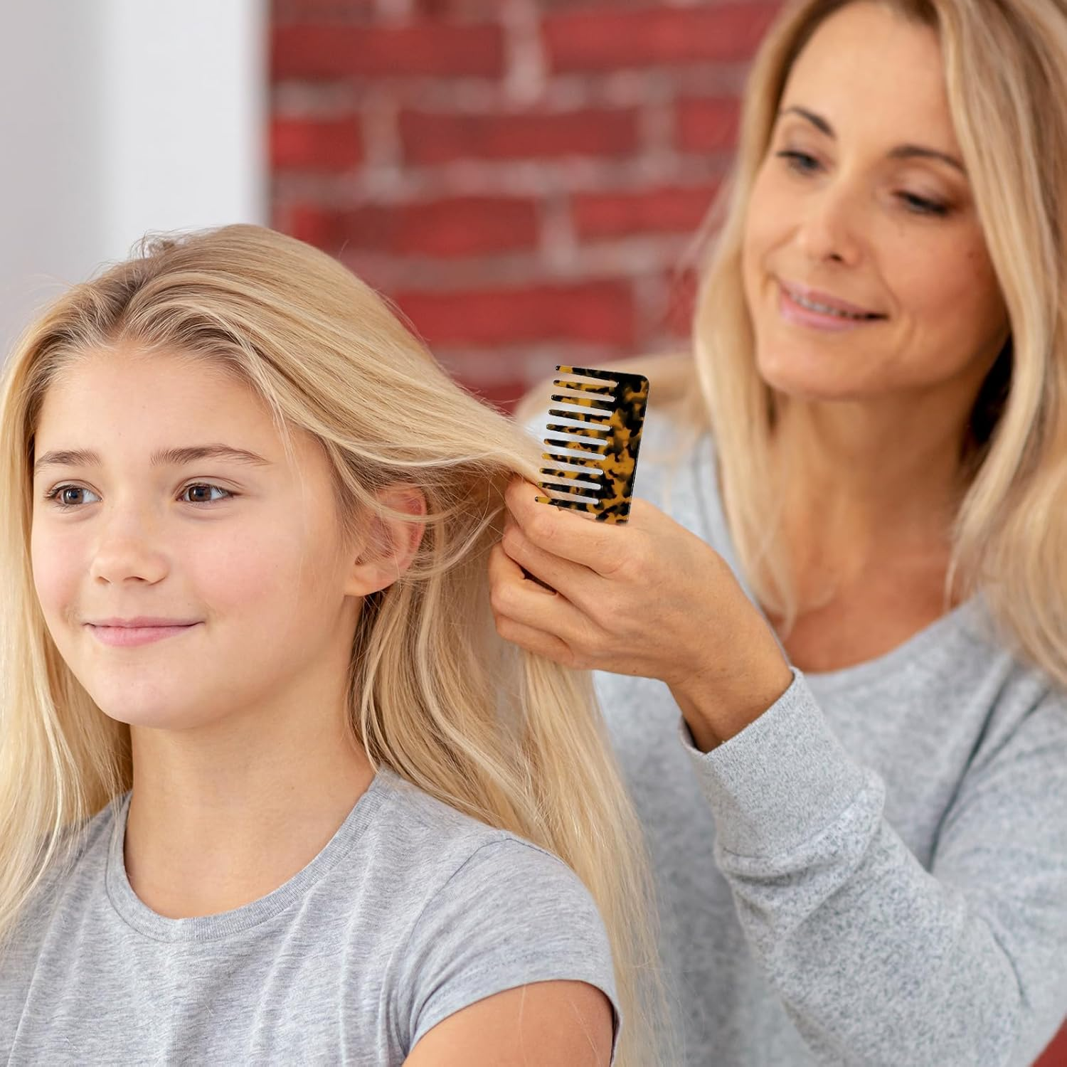 2-Piece Detangling Comb for Long Hair Acetate Detangling Comb Wide Teeth Comb for Wet and Dry Hair Thick Curly Wavy Hair for Women image number 6