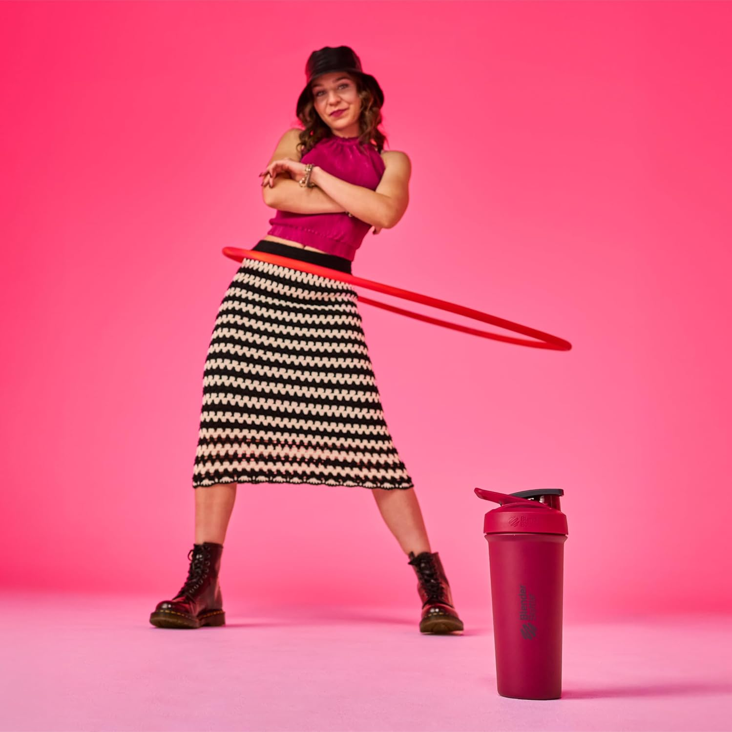 Blenderbottle Strada Sleek Shaker Cup Insulated Stainless Steel Water Bottle with Wire Whisk, 25-Ounce, Raspberry - Flamingo Ombre image number 5