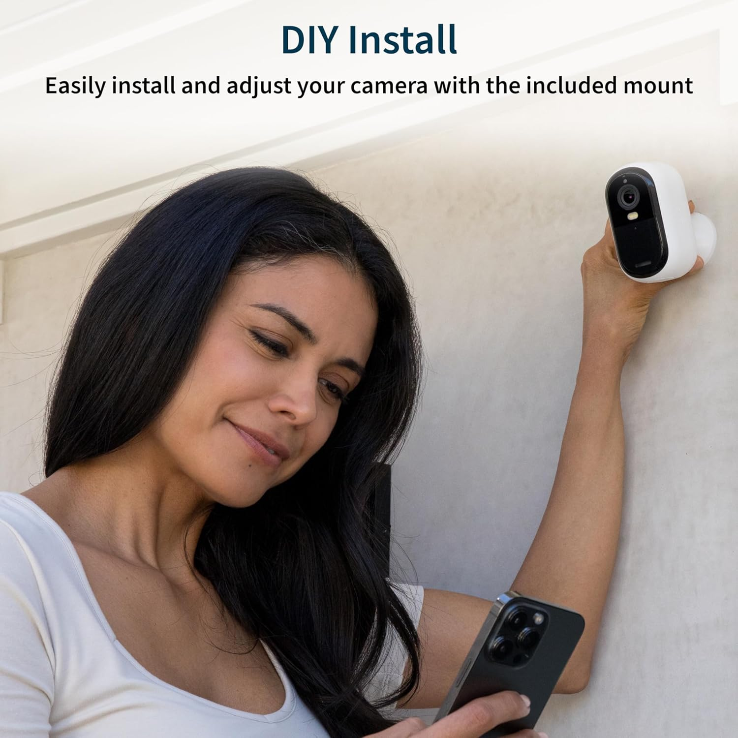 Arlo Essential 2K Outdoor Security Camera (2Nd Generation) &ndash; 4 Pack &ndash; Outdoor & Indoor Wireless Camera, Integrated Spotlight, Color Night Vision, DIY Setup, White &ndash; VMC3450 image number 3