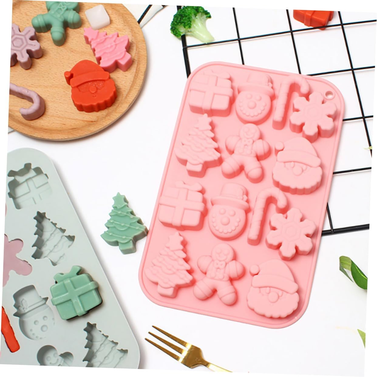 2Pcs Christmas Molds Silicone DIY Molds for Cookies Chocolates Fondant Baking image number 5