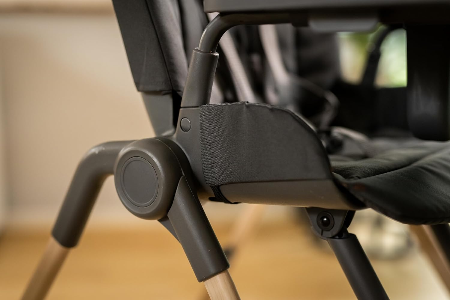 Mother&rsquo;S Choice Acacia Highchair: Ultra-Lightweight, Space-Saving, Easy-To-Clean, Foldable Highchair for Babies and Toddlers, 4 Months to 3 Years/ 15Kg image number 1