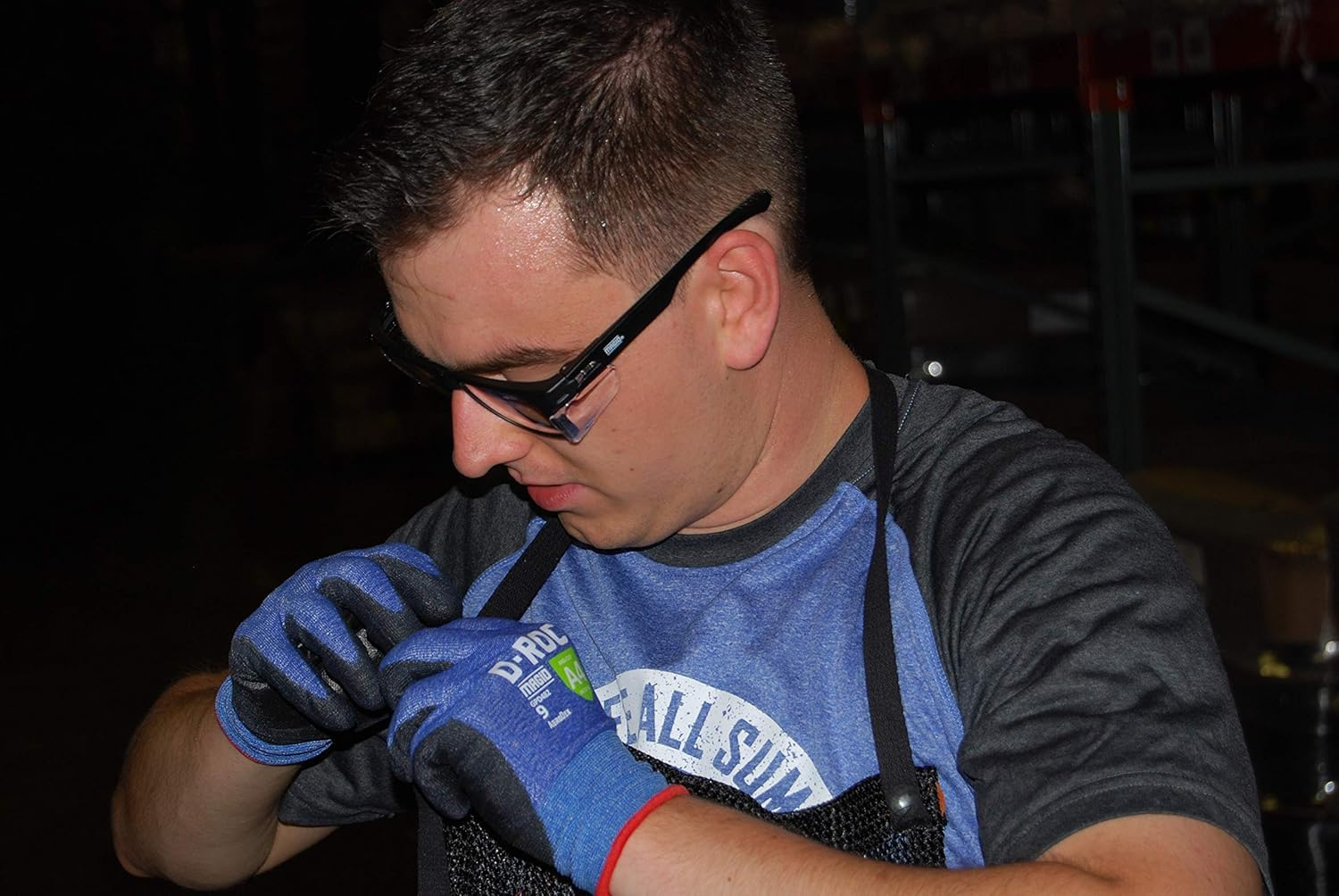 MAGID Iconic Y50 Design Series Safety Glasses with Side Shields | ANSI Z87+ Performance, Scratch & Fog Resistant, Reduce Eye Strain & Fatigue, Cloth Case Included, 1 Pair, Clear Lens, 1 image number 3