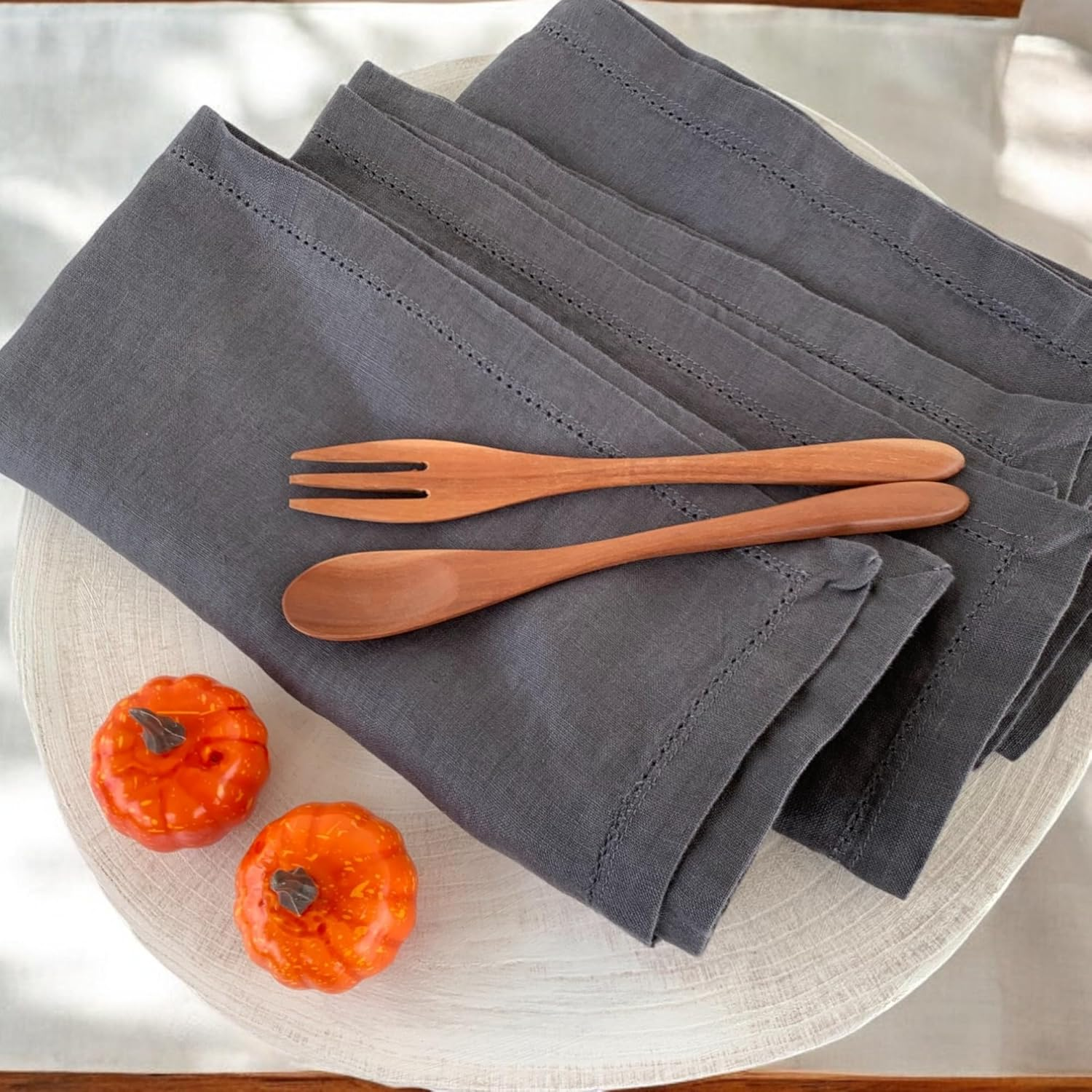 Linen Napkins &ndash;100% French Flax &ndash; Hemstitch Stonewashed Pure Linen Cloth Napkins - Size 50Cm X 50Cm &ndash; Set of 4 (Dark Grey)