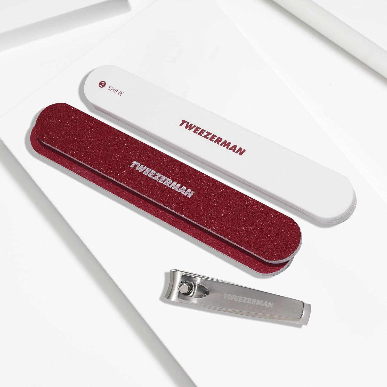 Tweezerman Merry Berry Manicure Set image number 2