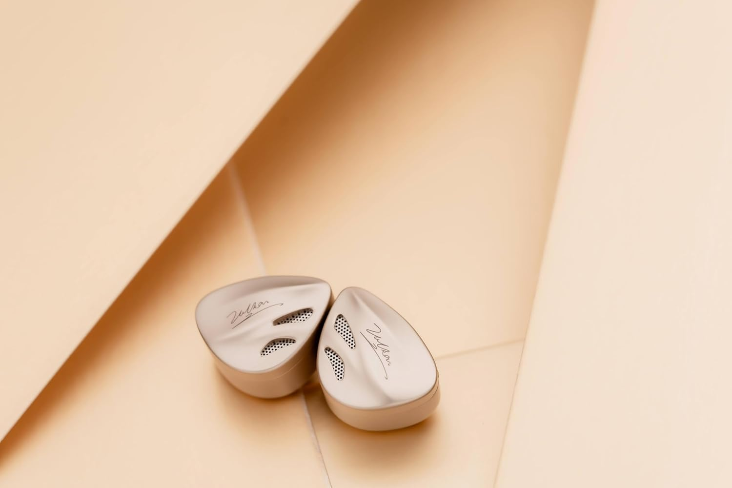 Vulkan 2 (2Pin) image number 3