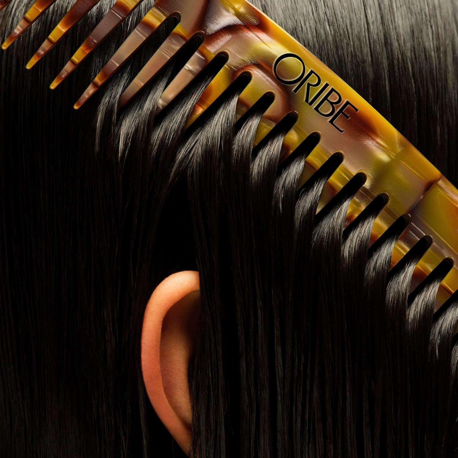 Oribe Wide Tooth Comb image number 3