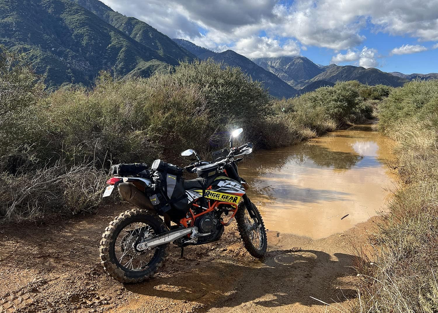 Nelson-Rigg Waterproof Rackless Hurricane Dual Sport Saddlebags. Lightweight, Soft Sided, Fits Most Dual Sport/Enduro KTM Honda Yamaha & Suzuki Models. 14L per Side