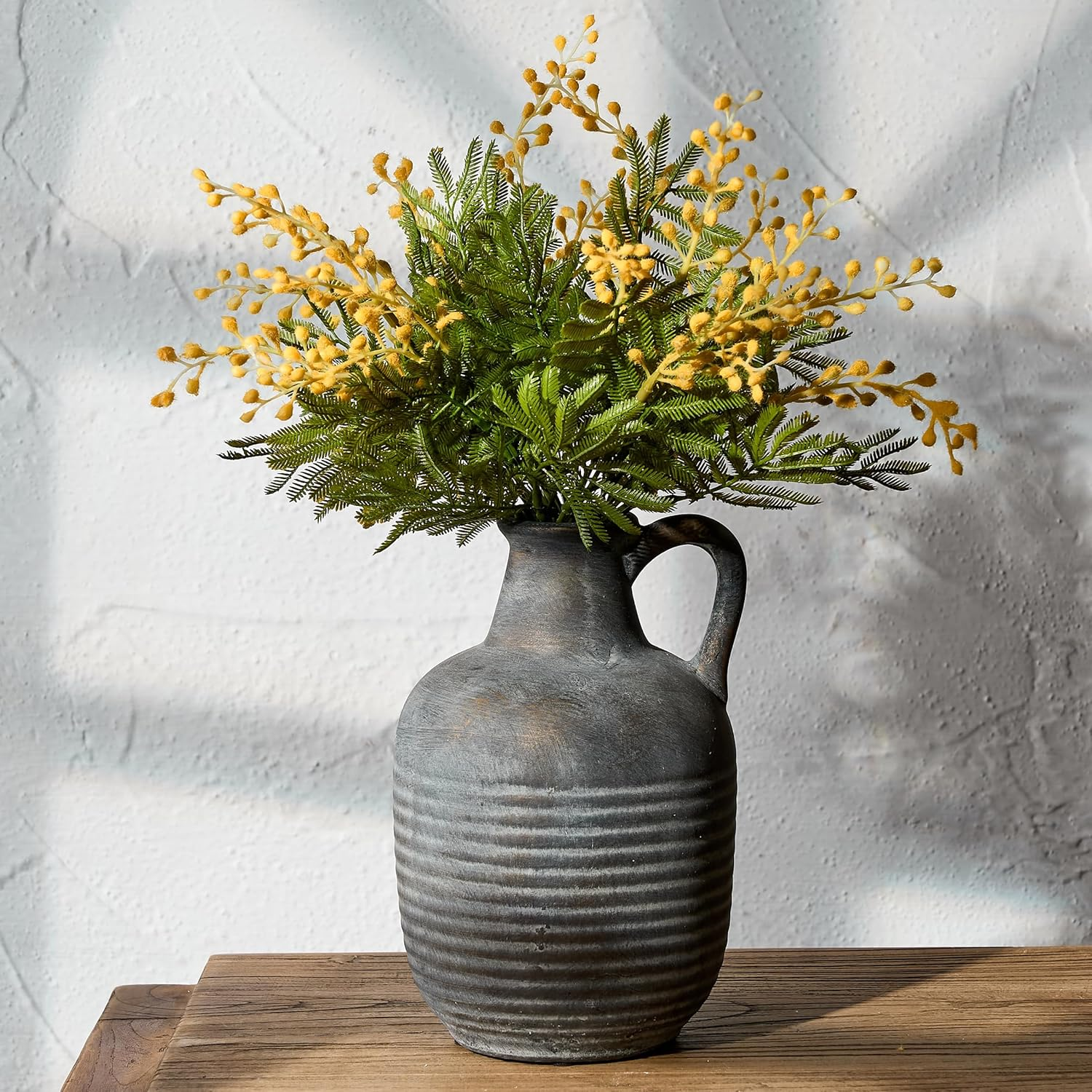 SIDUCAL Rustic Ceramic Farmhouse Flower Vase with 1 Handle-Height 8.43" Terracotta Vase, Unique Textured Pottery Flower Vases for Home Decor, Table, Wedding, Living Room, Shelf Decor, Bronze Black