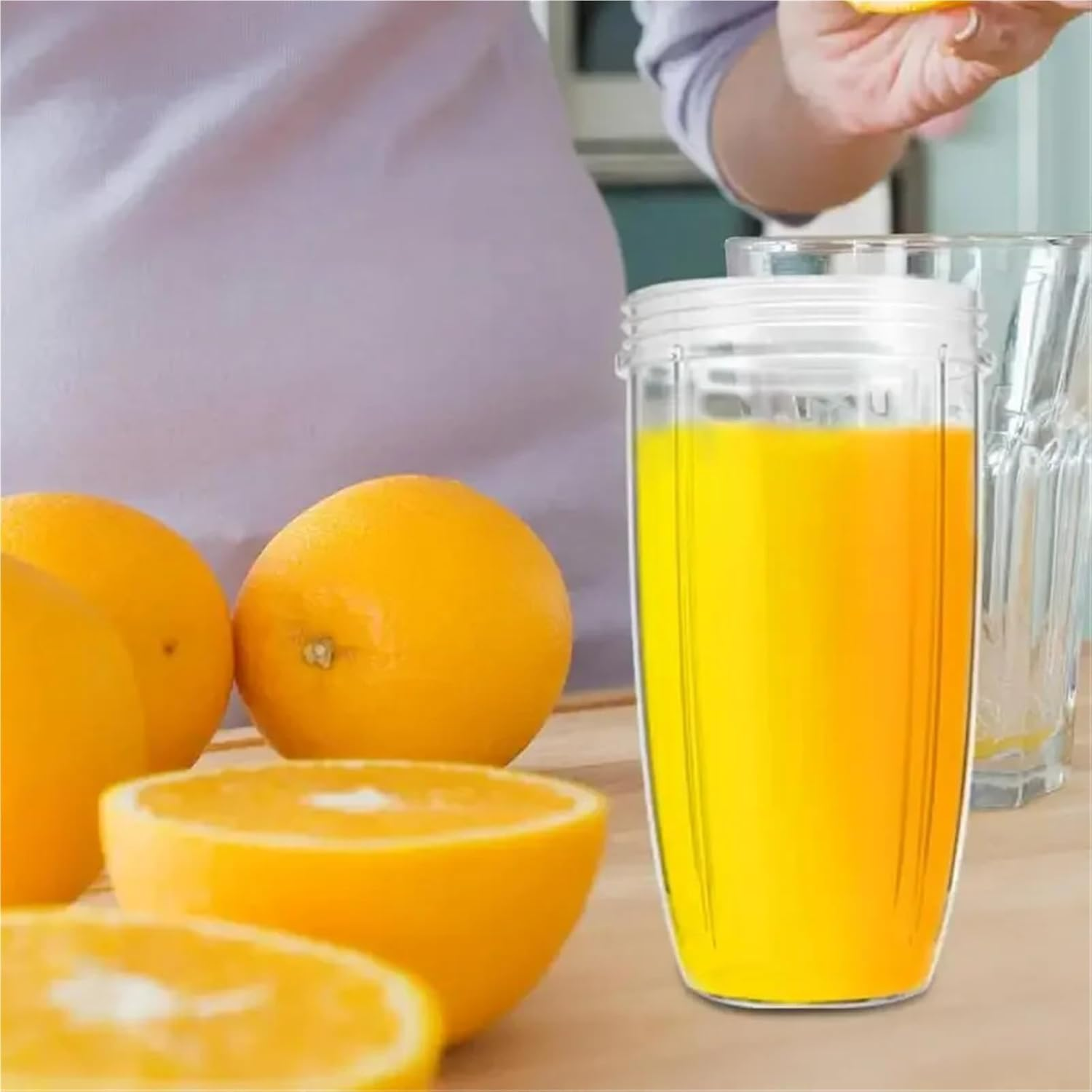 Juicer Cup Mug Clear Replacement ，Compatible for Nutribullet ，Nutri Juicer Keep the Food Bring Delicious and Healthy(2Pcs Transparent,Small Cup 18Oz) image number 6