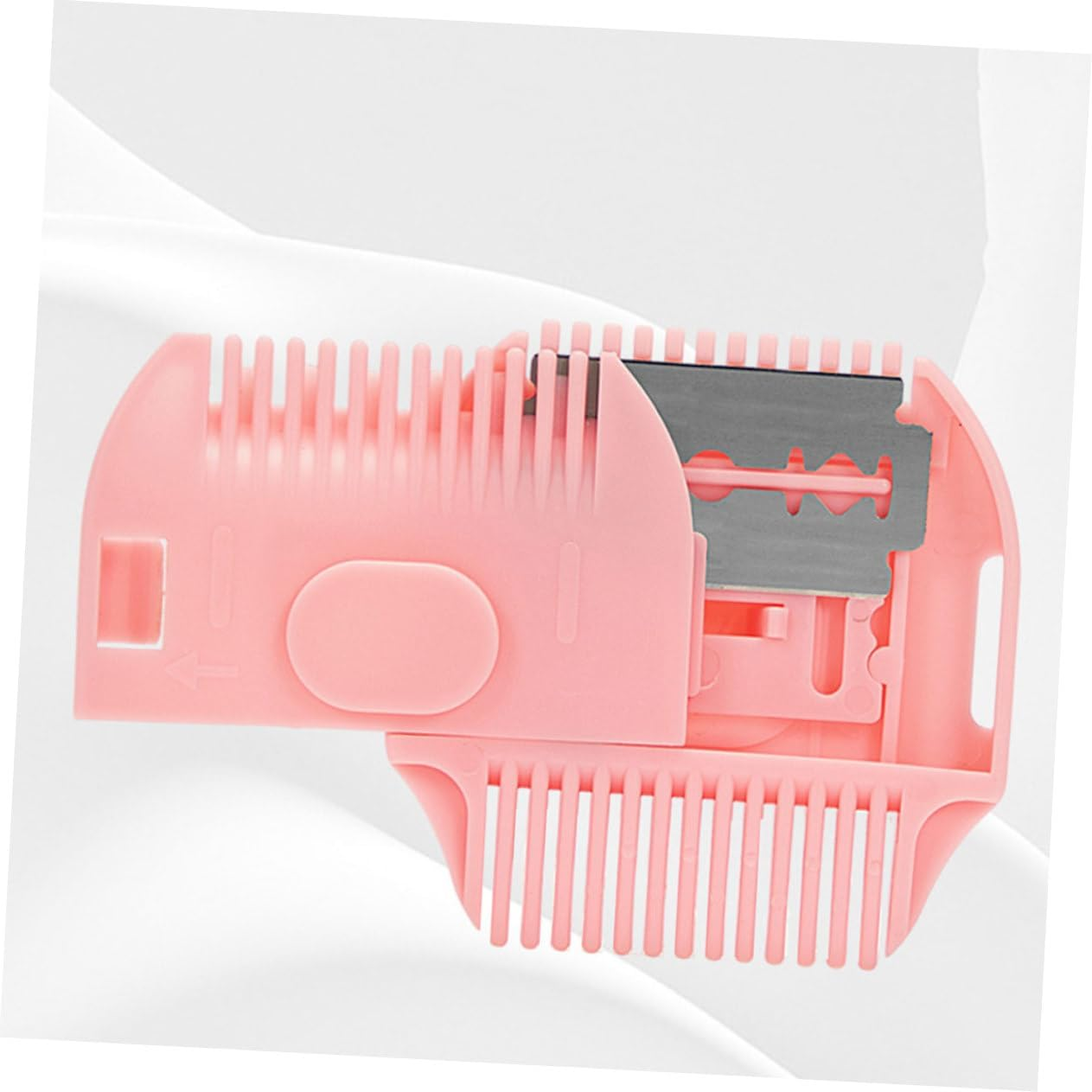 Healeved 2-In-1 Hair Razor Comb for Boys and Girls Baby Haircut Trimmer Protective Design Portable Hair Cutter for Safe Styling for Infants and Toddlers image number 4