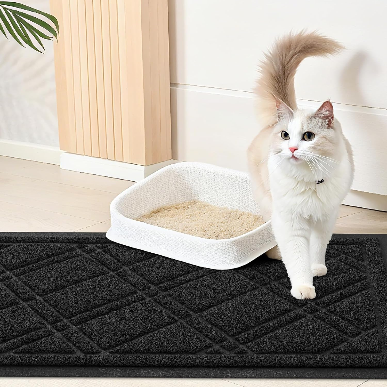 Smiry Cat Litter Box Mat 30X17, Non-Slip Water Resistant Litter Trapping Mat, Easy Clean Less Waste and Urine-Locking Cat Carpet for Indoor, Black image number 3