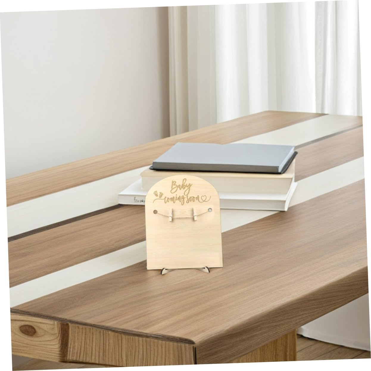 SHINEOFI 2Sets Wooden Birth Announcement Cards Milestone Markers Stands Newborn Decor for Nursery for Mom Dad Photo Frame Clips