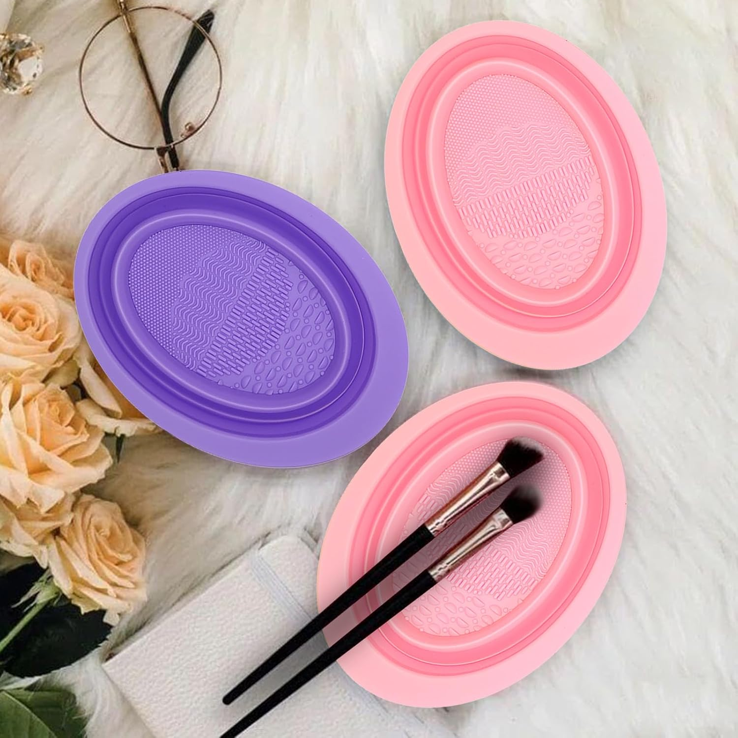 Hzqzaoan 2 Pcs Foldable Silicone Makeup Brush Cleaner Bowl, Makeup Brush Cleaning Mat Foldable Environmental Silicone Cleaning Bowl, Portable Cleaning Tool for Brushes/Puffs/Sponges (Purple + Pink)