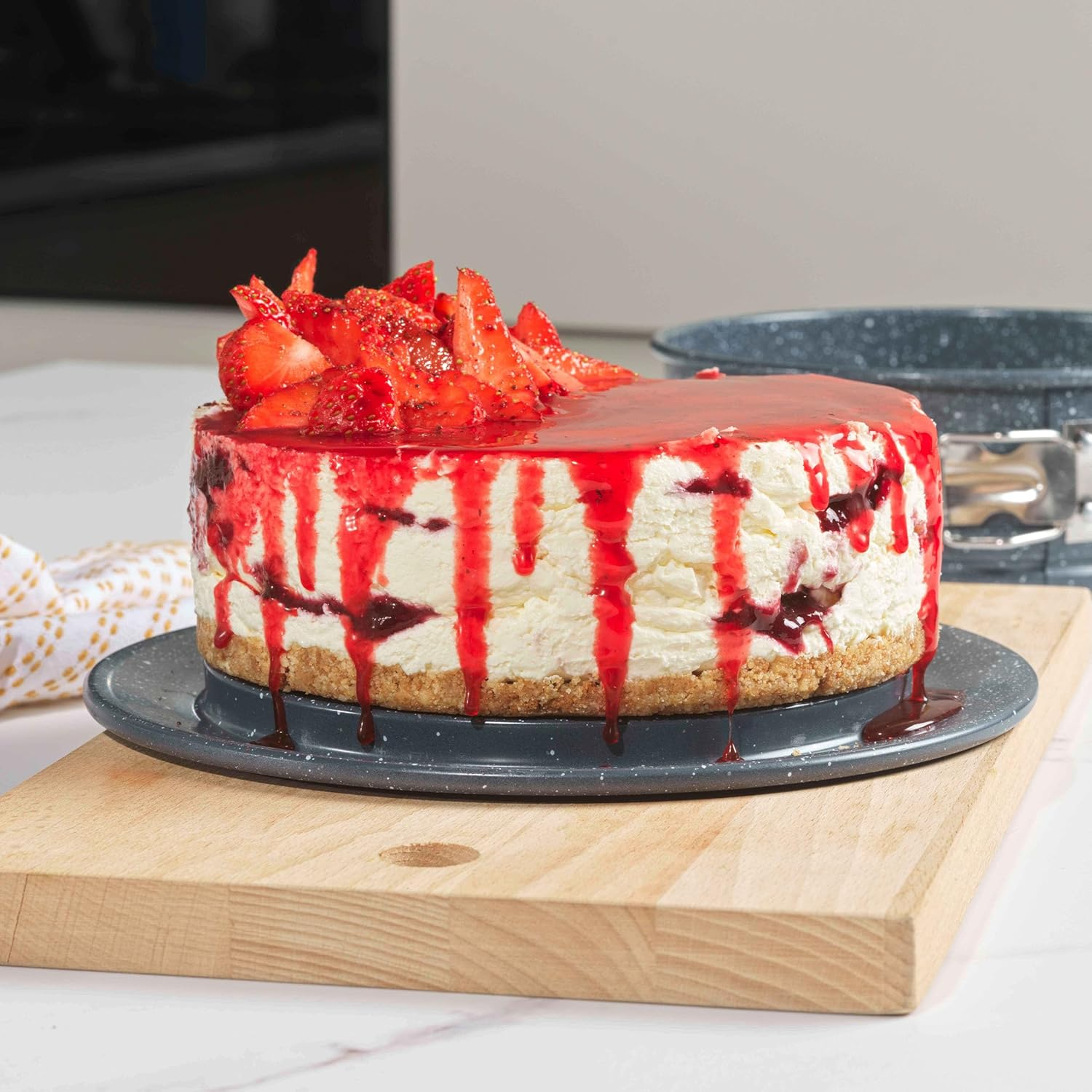 Russell Hobbs RH03419EU7 Nightfall Stone round Springform Pan - 18Cm / 7 Inch Non-Stick Cake Tin with Loose Base & Serving Plate, Carbon Steel, Leakproof Baking Pan, for Cake, Cheesecake, PFOA Free