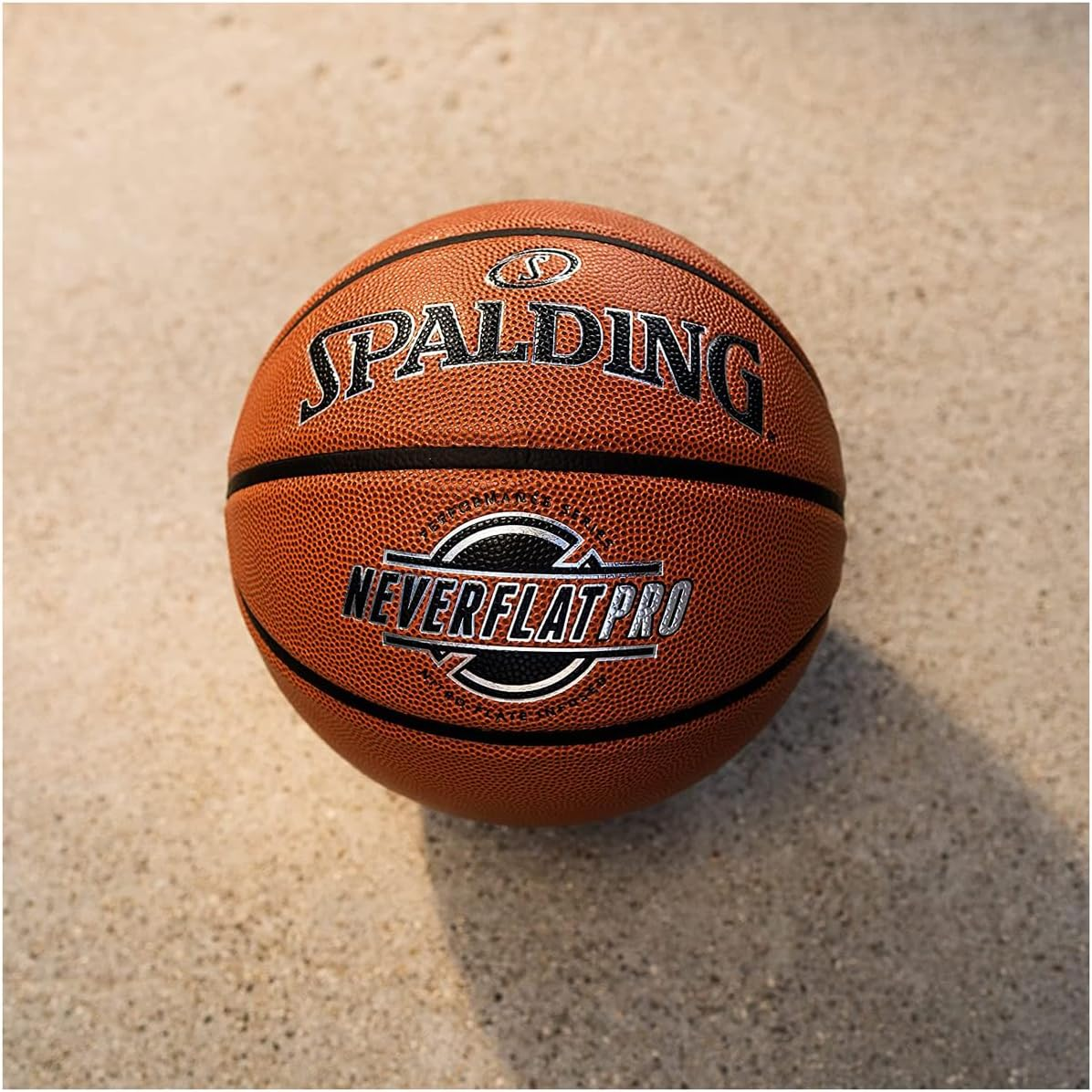 Spalding Neverflat Pro Indoor-Outdoor Basketball