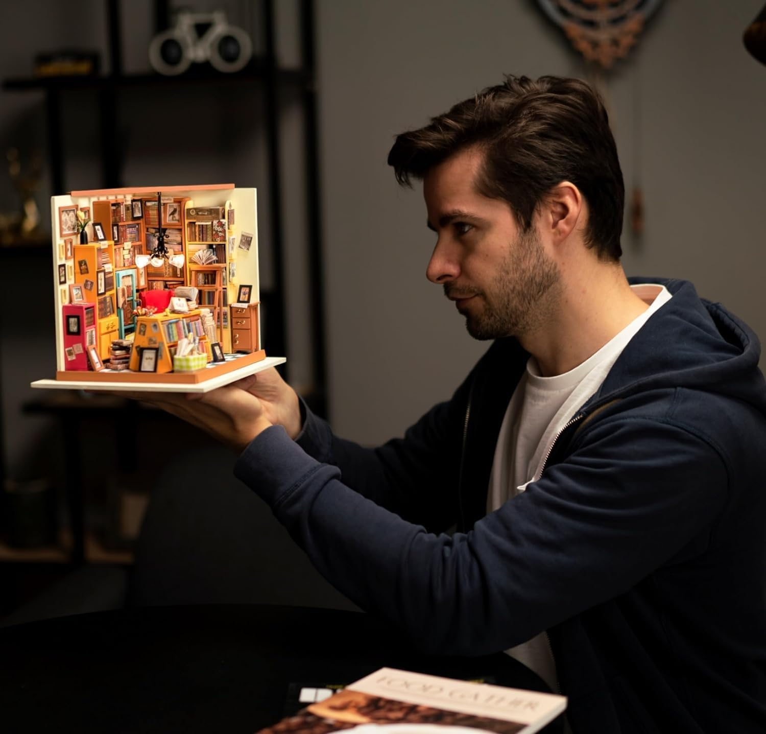 Rolife Miniature Dollhouse Wooden House Kit Birthday Girls Women and Friend (Sam'S Study)