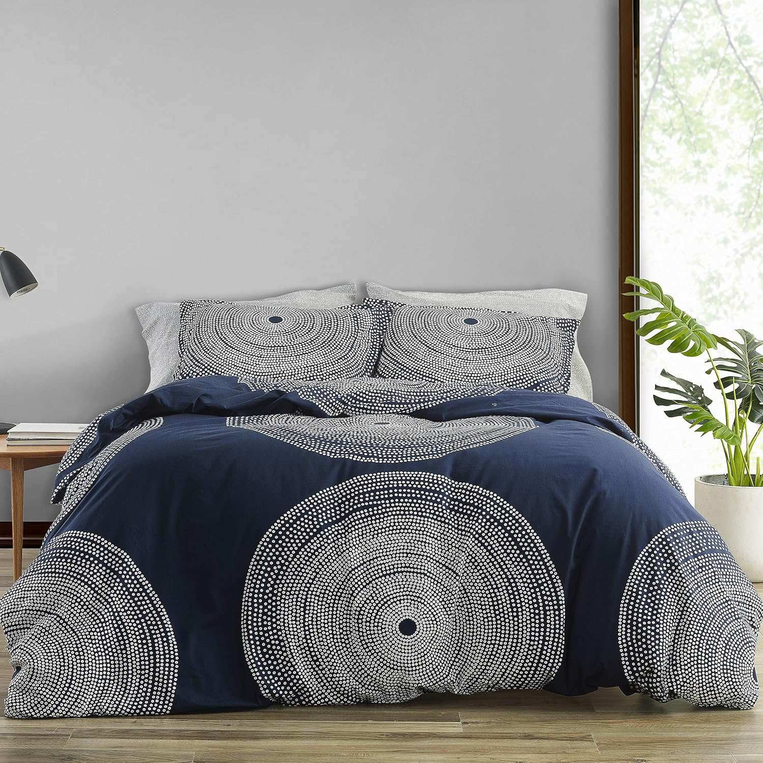 MARIMEKKO - Queen Duvet Cover Set, Smooth Cotton Percale Bedding with Matching Shams, Lightweight Home Decor (Fokus Grey, Queen)