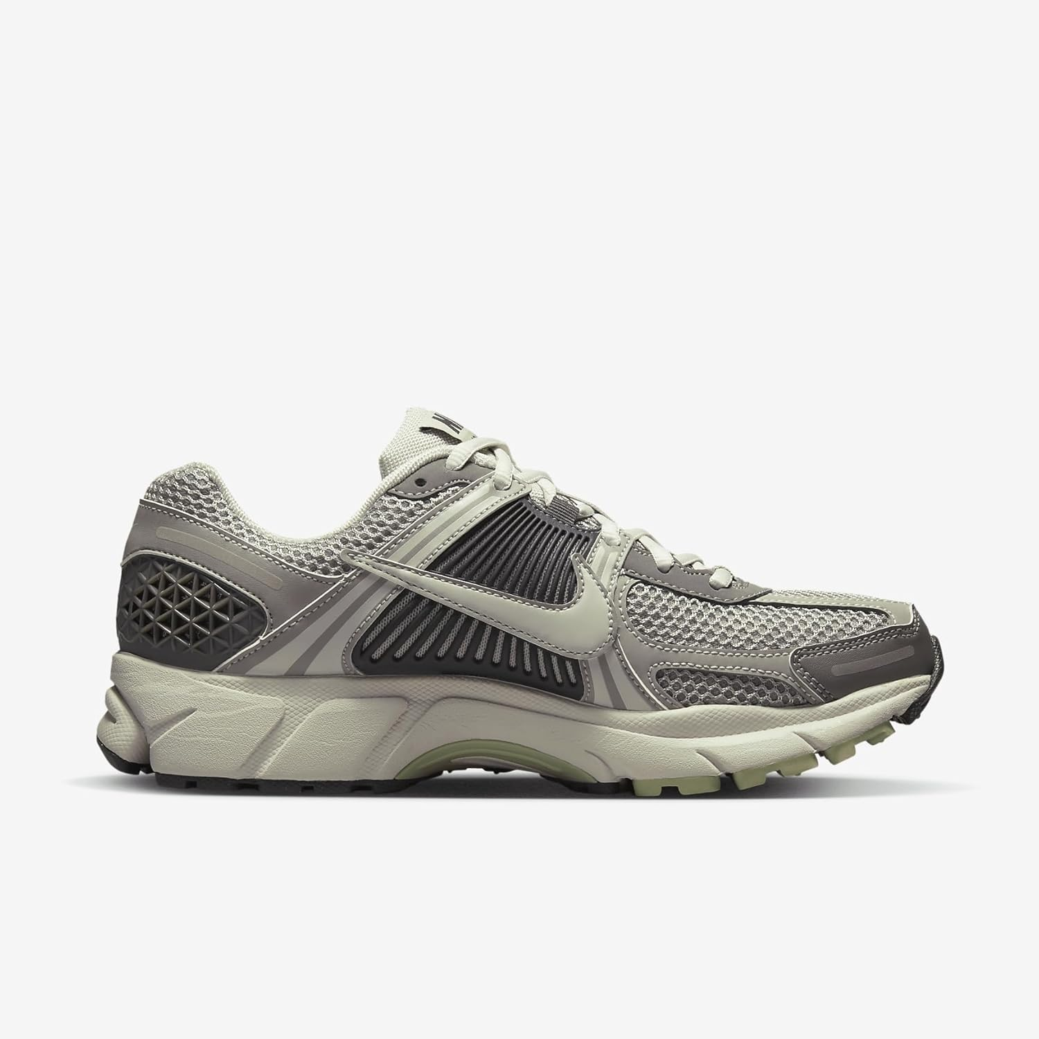 Nike Zoom Vomero 5 Women'S Shoes (FB8825-001, Cobblestone/Light Bone/Medium Ash/Light Bone)