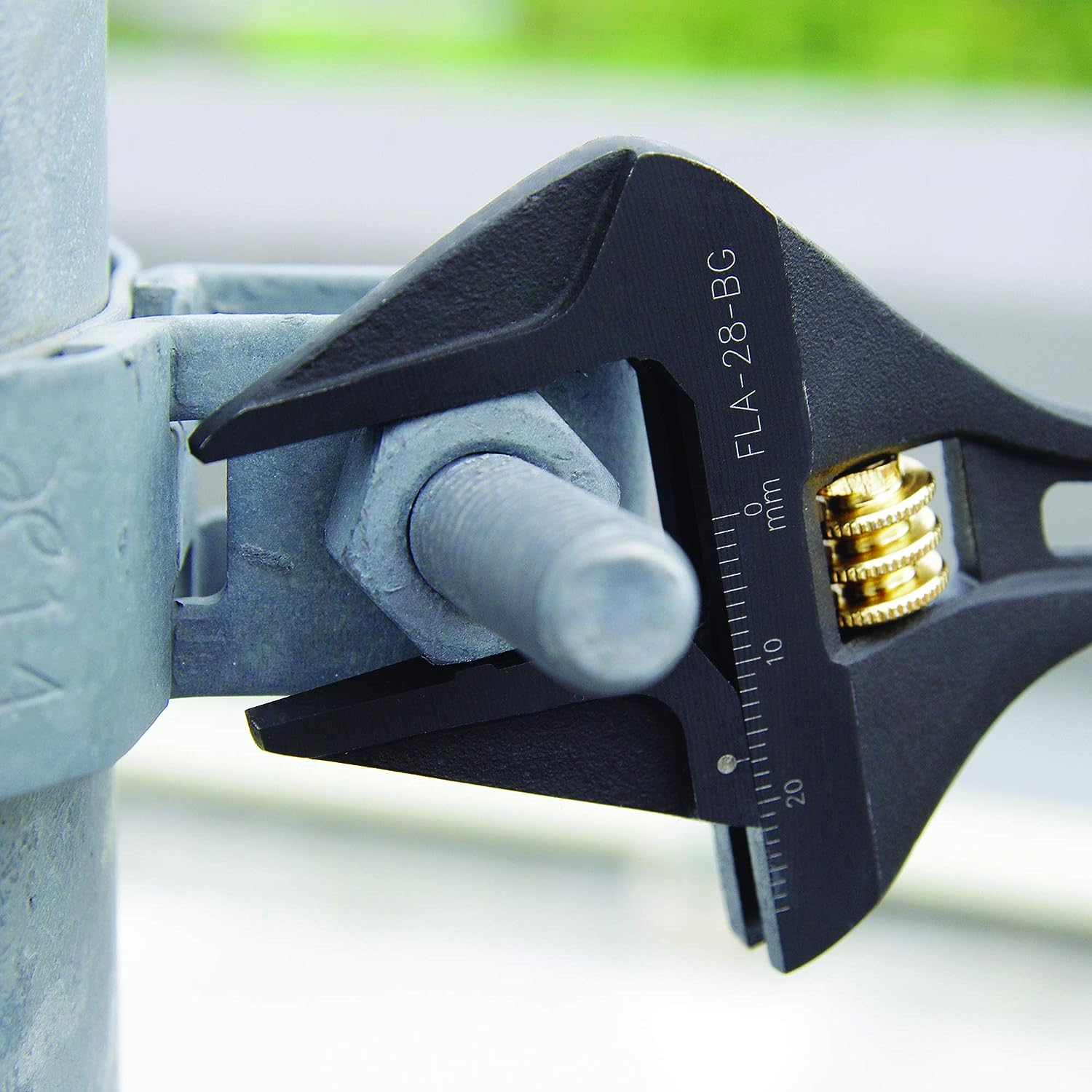 Fujiya FLA-32-BG Black Gold Light Monkey 0-32 Mm (Lightweight, Wide Opening) image number 4