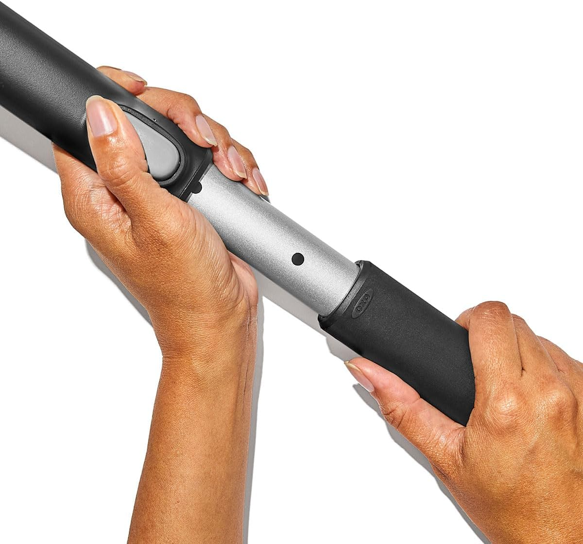 OXO Good Grips Extendable Twister Snow Brush with Ice Scraper image number 4