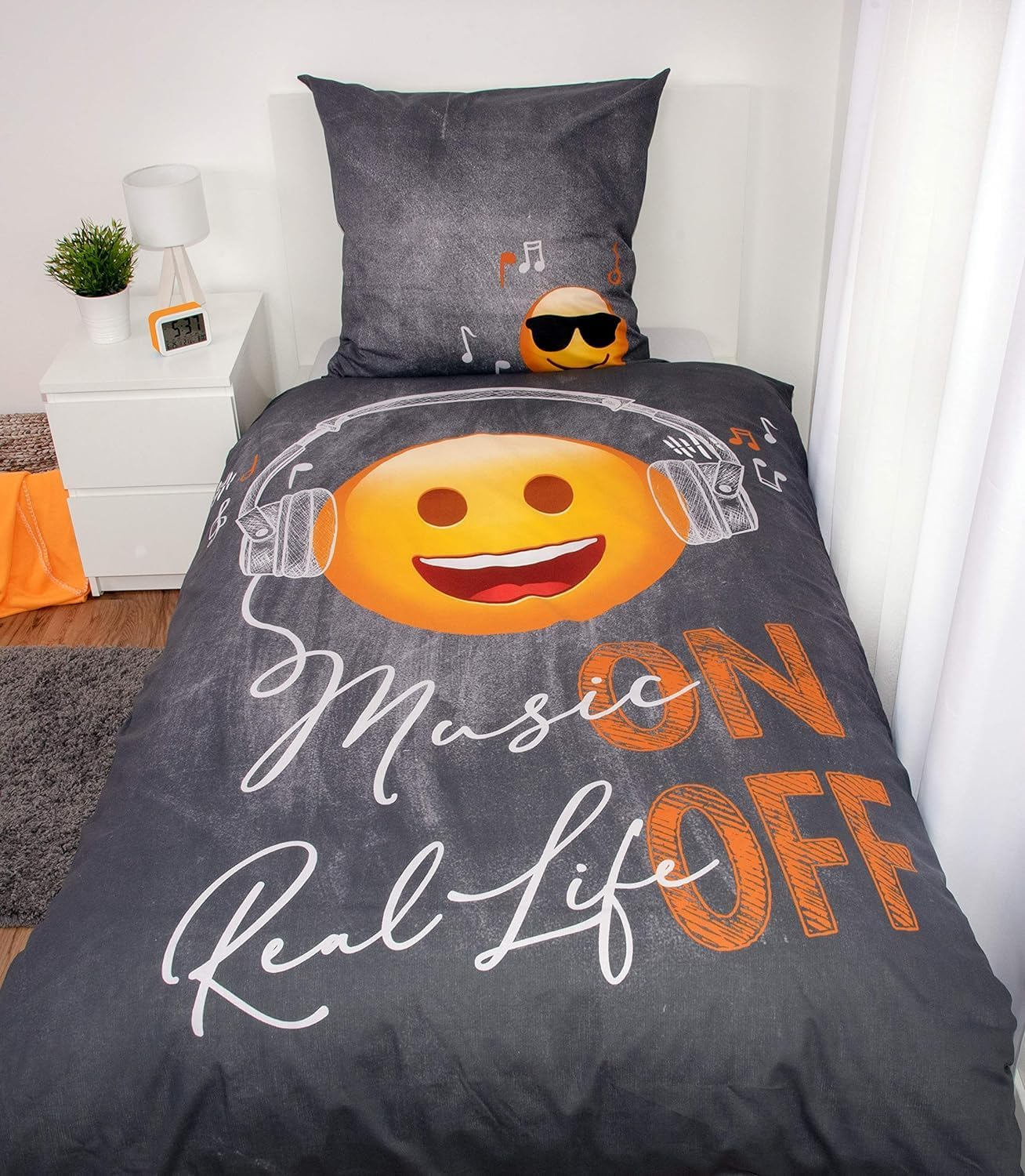 Emotix Emot!X Bed Linen Smooth Music Real Life on off 135 X 200 Cm Gift New Wow - All-In-One-Outlet-24 - image number 1