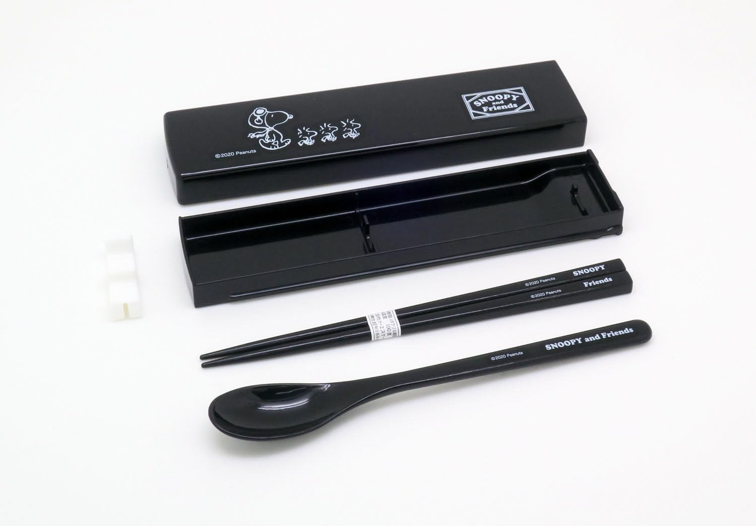 OSK CT-27 Bento Chopsticks and Cutlery Snoopy (Black) Drawstring Lid Combo, Made in Japan, 1.9 X 7.5 X 0.7 Inches (4.8 X 19.1 X 1.8 Cm) image number 2