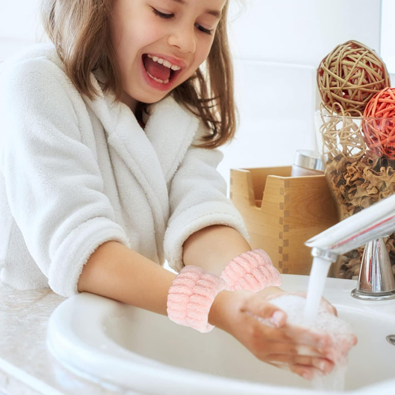 Spa Headband Wrist Washband Face Wash Set, Wristbands Hair Headband, Include 1 Microfiber Headband,2 Wrist Washband, for Women Girls,Avoid Liquid from Spilling down Your Arms (Black) image number 1