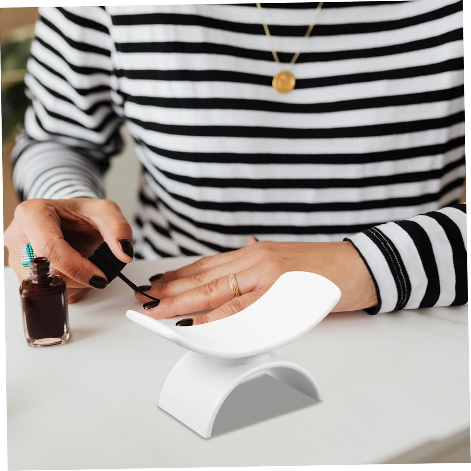 LALADEFIEE Nail Mat Nail Supplies Ergonomic Hand Rest Pillow Wrist Rest for Manicure image number 4