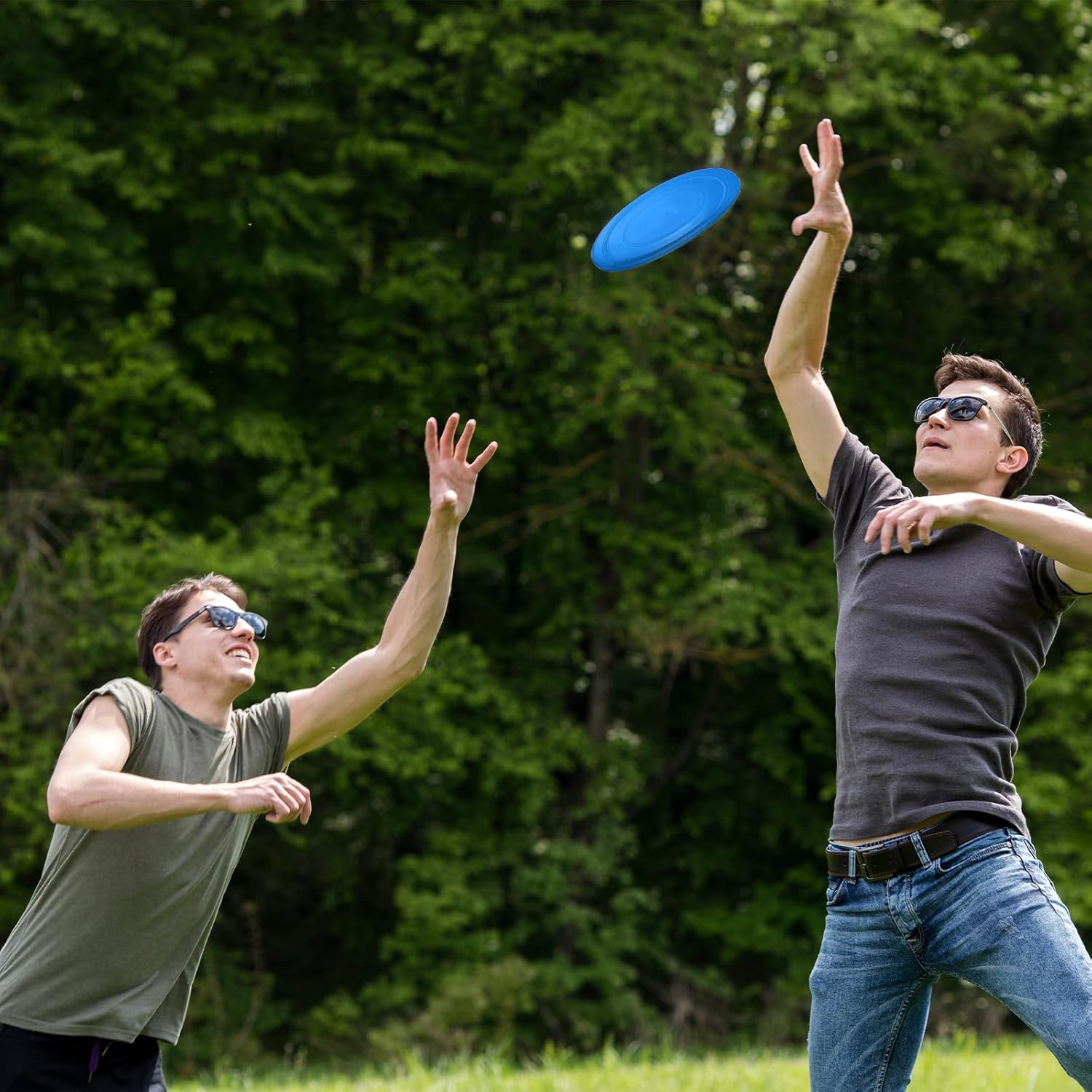 React Faster Training Interactive Toys, 2 PCS Dog Flying Discs for Small, Medium Puppies (17.8Cm/7In)