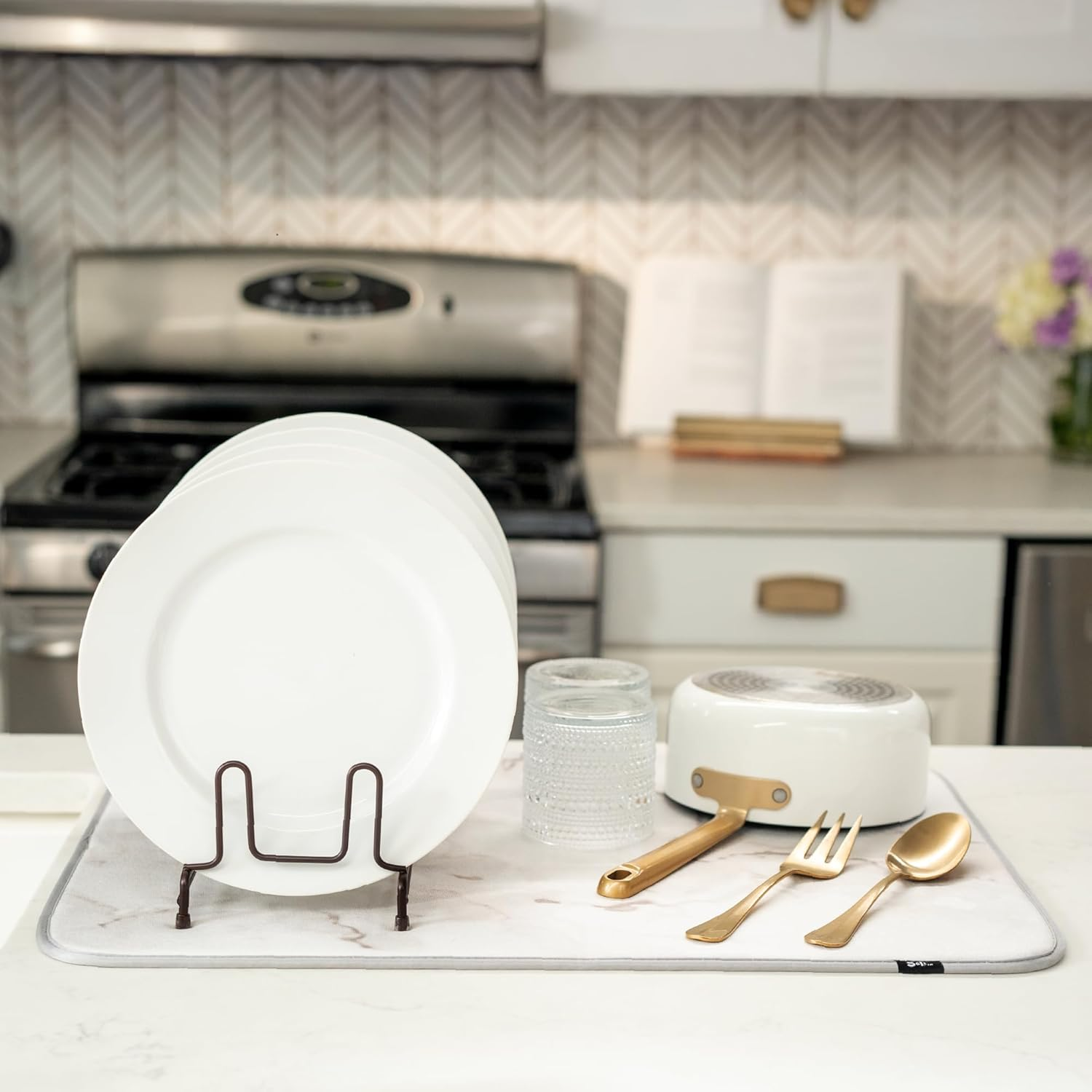 S&T INC. Dish Drying Mat XL, 18&rdquo; X 24&rdquo;, Absorbent Microfiber Kitchen Counter Mat, Dish Drying Pad for Dishes, Utensils, Pots and Pans, Extra Large, Grey Stone image number 6