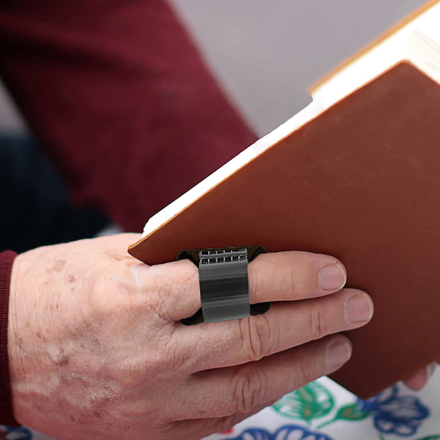 Trigger Finger Splints, 2 Pieces Finger Support with 2 Gel Sleeves, Index Finger Brace for Pointer, Middle, Mallet Ring, Broken Knuckle Immobilization image number 1