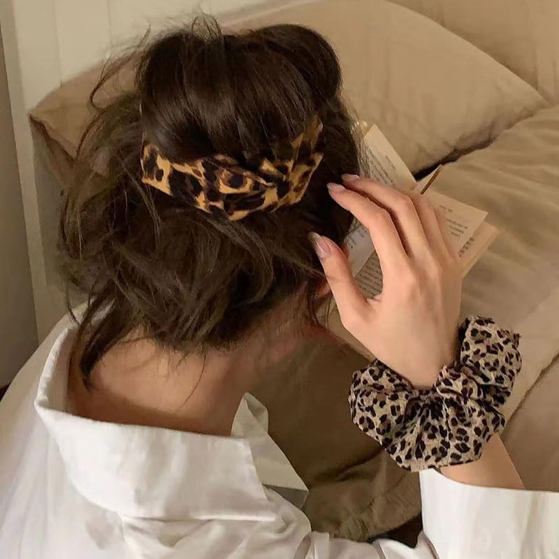 2 Piece Leopard Print Scrunchie Set image number 1