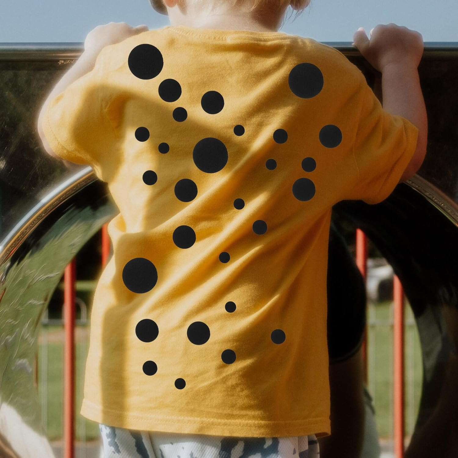 NUOBESTY 4 Sheets of Black Adhesive Felt Circles Die Cut Felt Stickers round Pads Self-Adhesive Sticker Spotty Dots for DIY Craft Projects Supplies image number 3