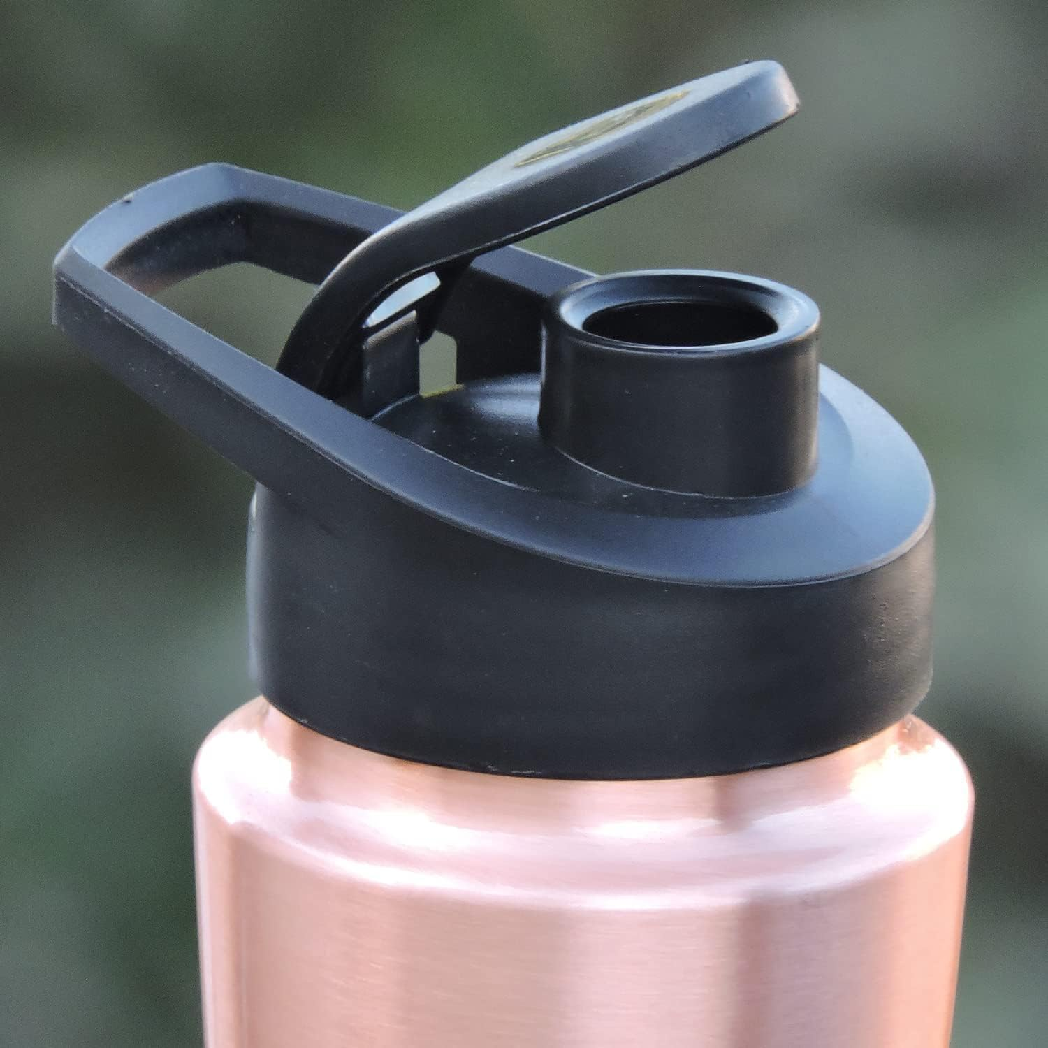 Healthgoodsau - Pure Copper Water Bottle with Sipper for Ayurvedic Health Benefit, 900 Ml Capacity, Perfect for Gym, Office and Home image number 4